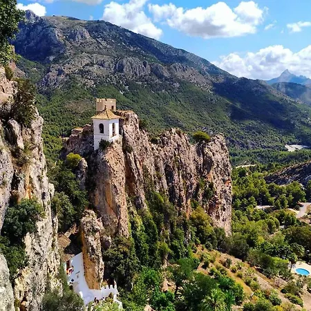 La Casa Del Carrebaix Szálloda 3*