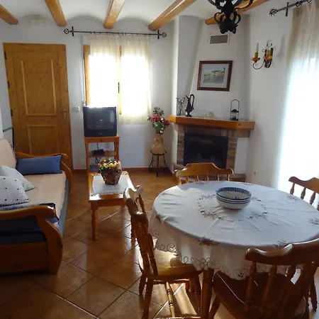 La Casa Del Carrebaix 3* Orba